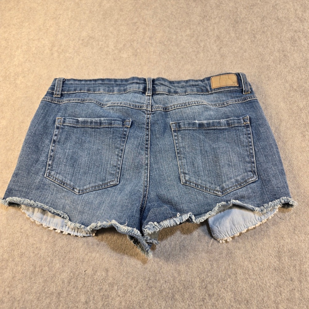 Adam Levine Womens Distressed Denim Shorts Lace Trim Medium Wash Blue Size 13 - Picture 2 of 6